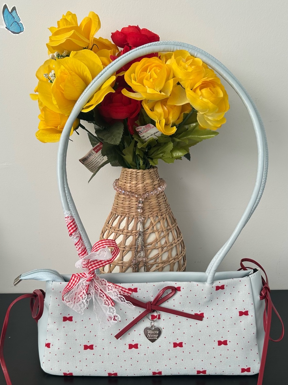 Women’s Light Blue Bow-Print Shoulder Bag by